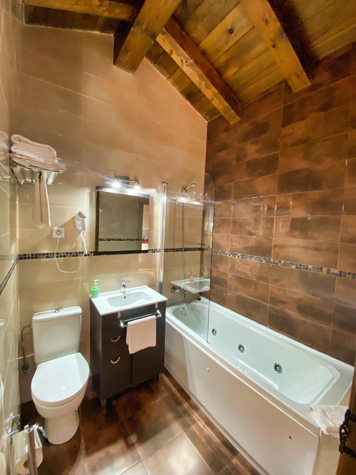 Apartamentos Spa Casco Historico De Isla - AlojateIsla Plana Zewnętrze zdjęcie